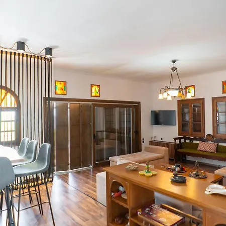 וילה Villa Stagiates